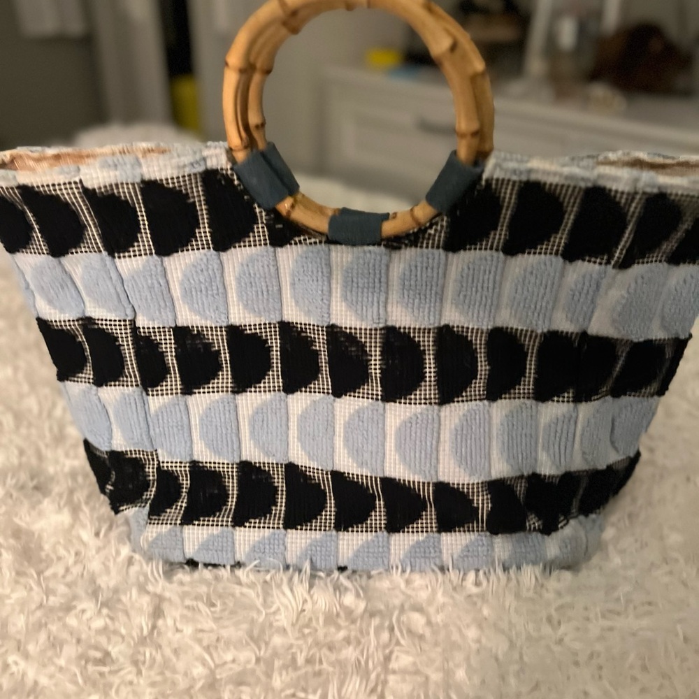 Isola Casa Carlotta Medium Tote Bag - Picture 6 of 16